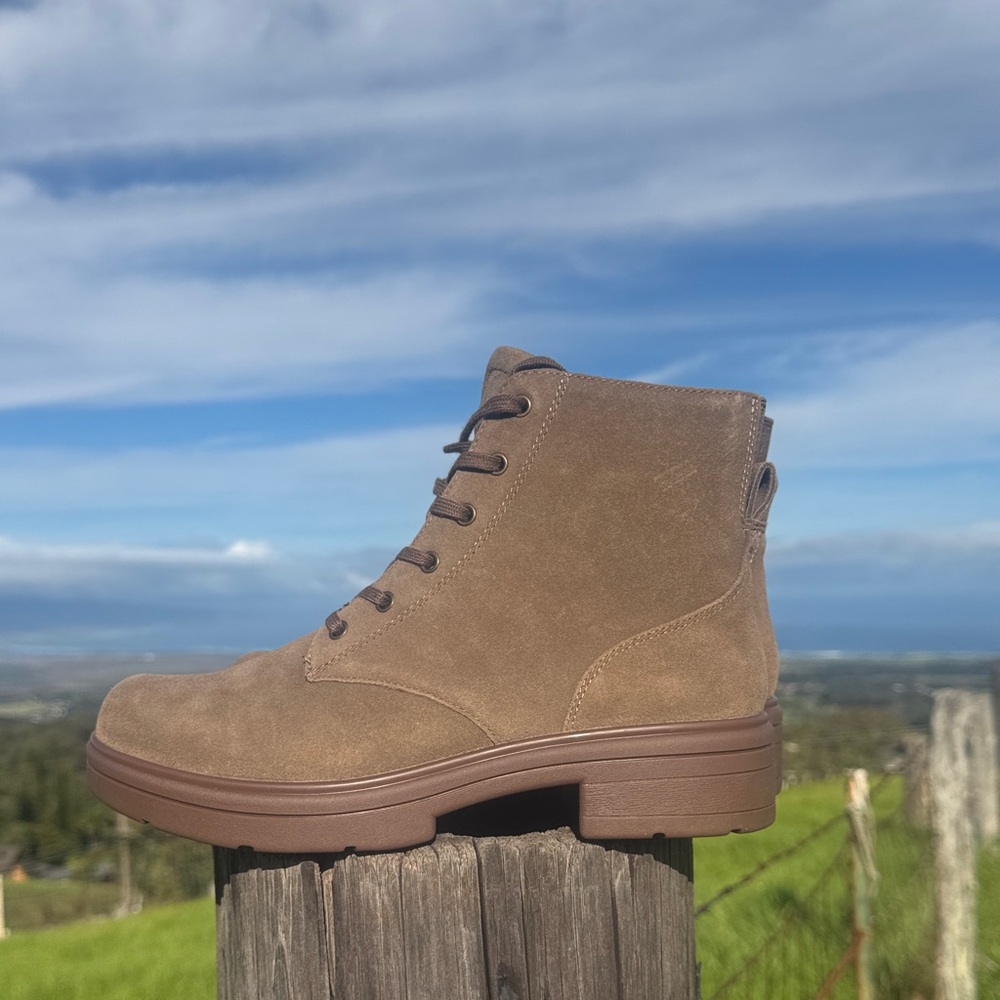 ABEO Vista Lace Leather Suede Taupe metatarsal Ankle Boot Comport NIB size 9